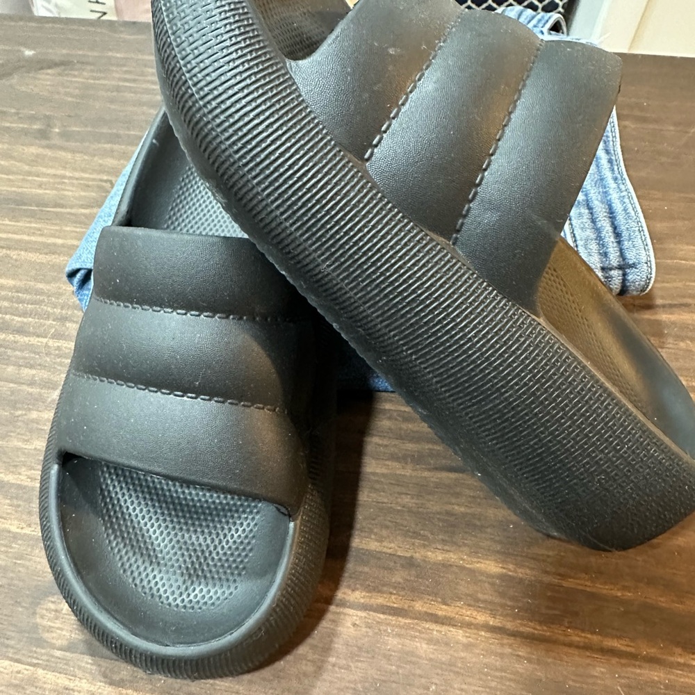 MIA Black Slide Sandals